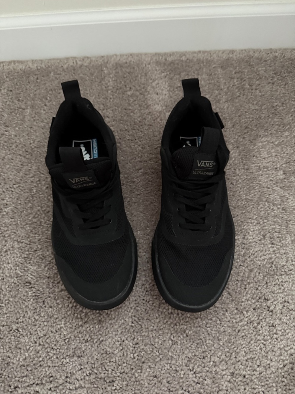 Vans Black Ultrarange Lightweight Woman’s Sneakers